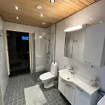 Lomahuoneisto Virpiniemi, Sauna And Free Parking شقة